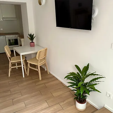 Alpine Echo Apartment *