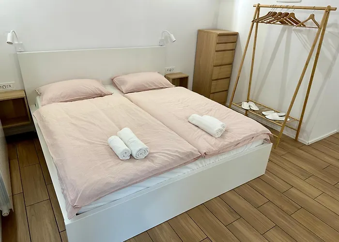 Alpine Echo דירה *